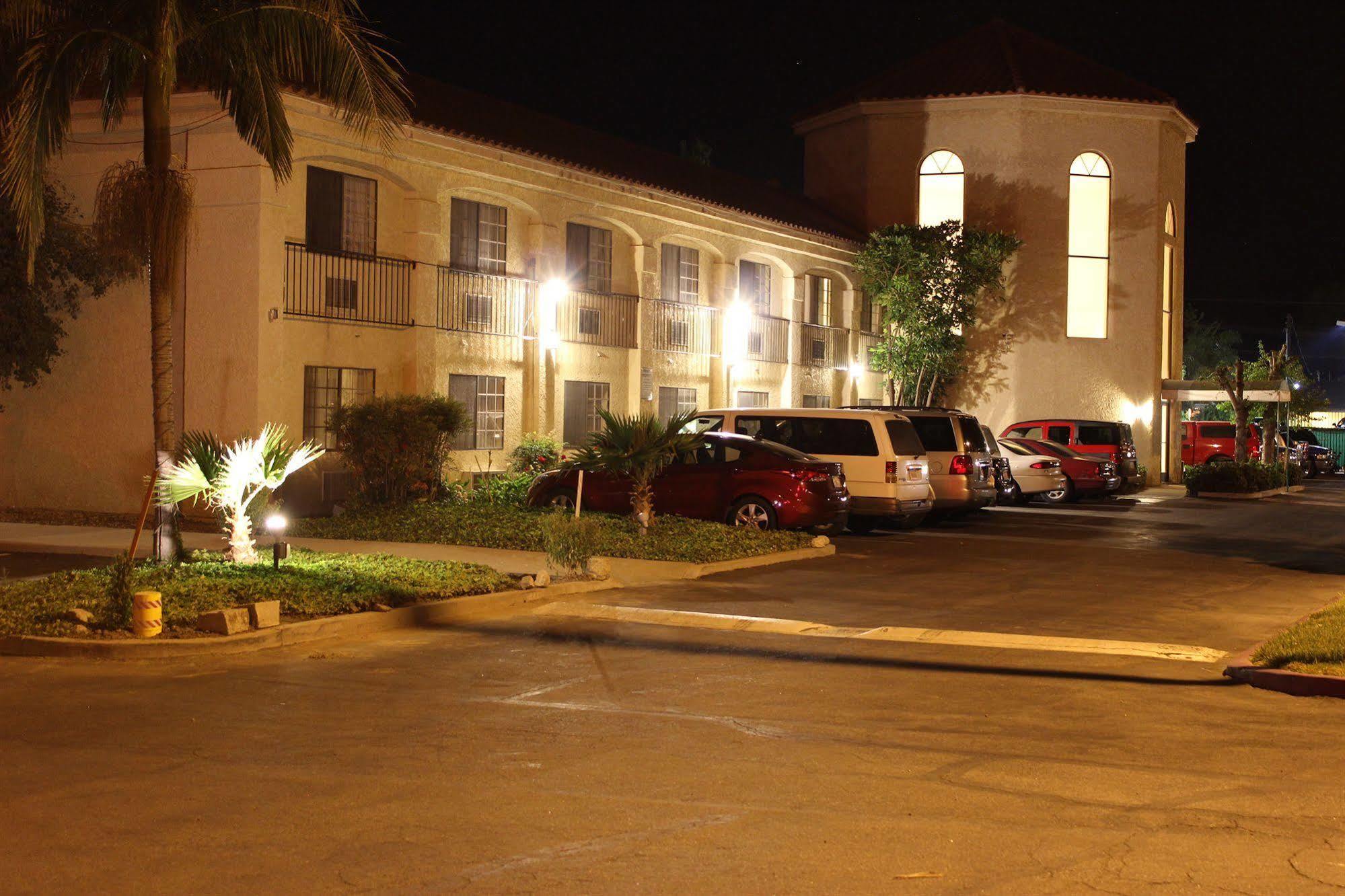 Ocean Gateway Inn Santa Paula Extérieur photo