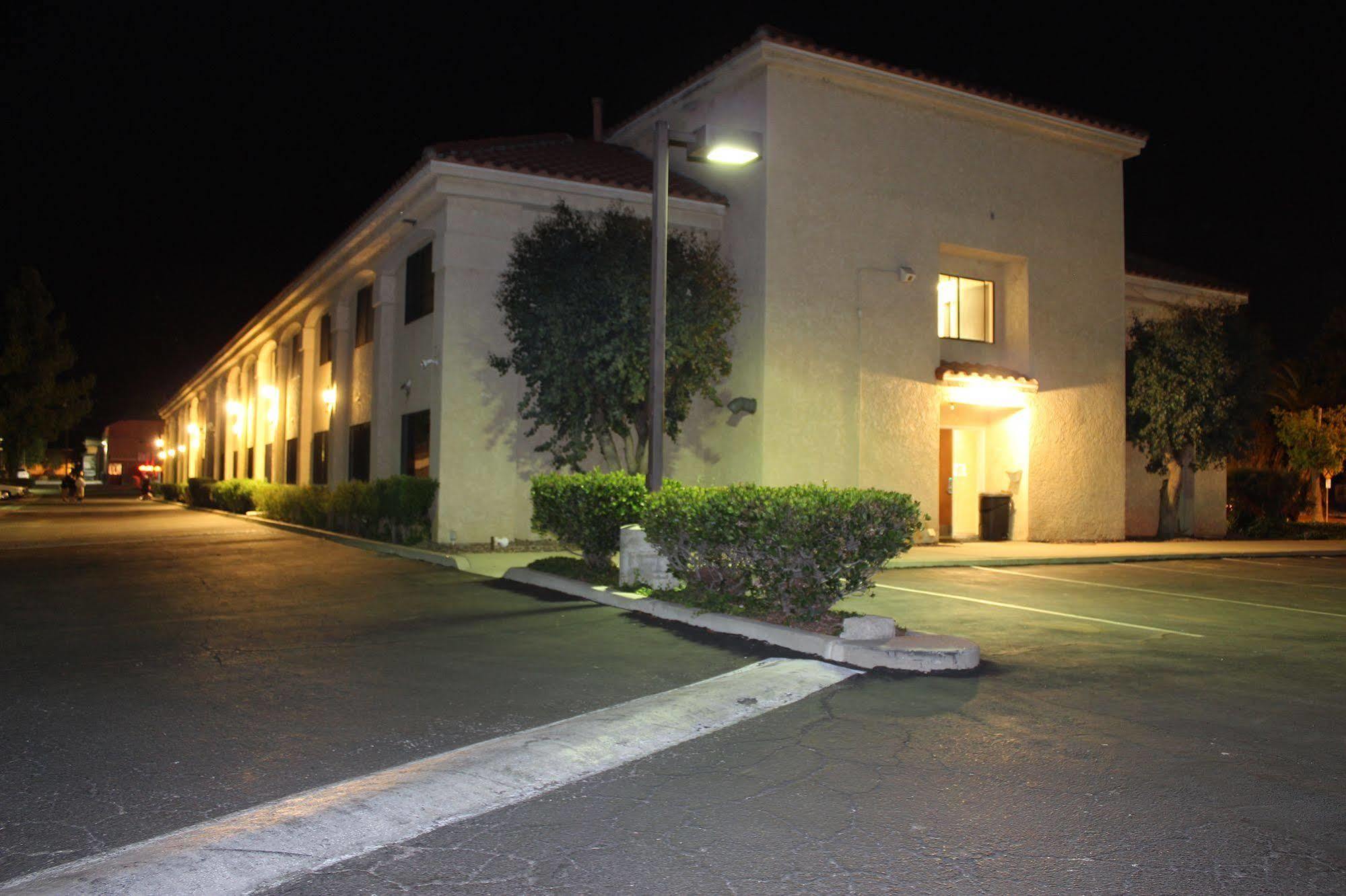 Ocean Gateway Inn Santa Paula Extérieur photo