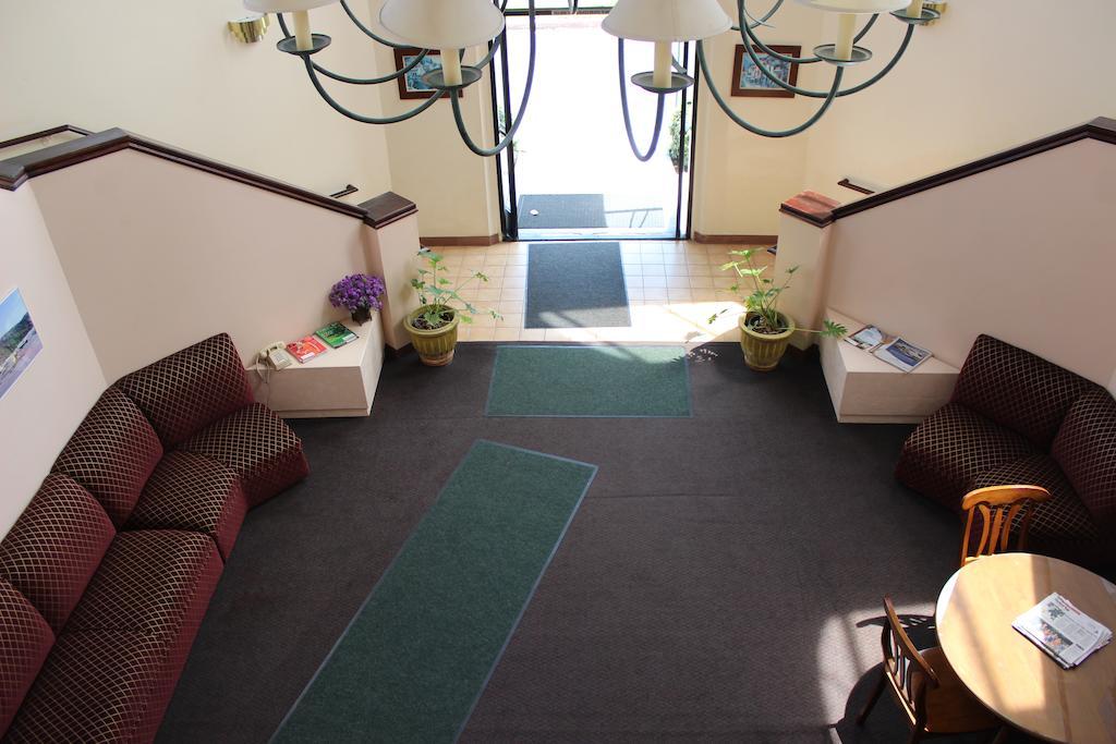 Ocean Gateway Inn Santa Paula Extérieur photo
