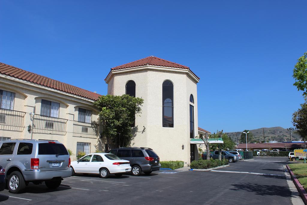 Ocean Gateway Inn Santa Paula Extérieur photo